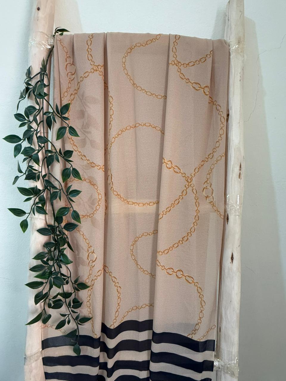 شال صيفي بلمسة أناقة وانتعاش